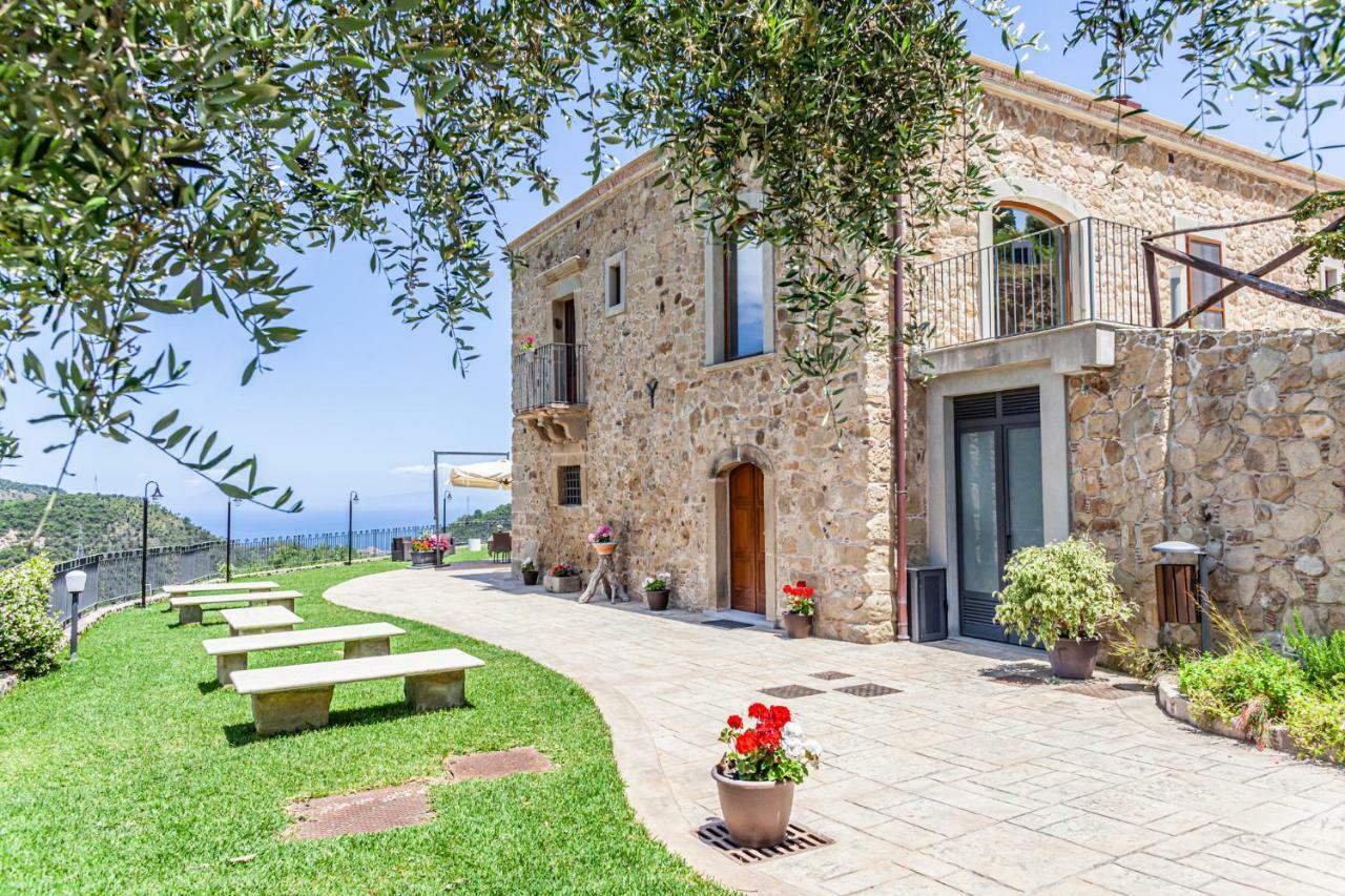 Ficarra Villa Ginevra Resort Agrituristico المظهر الخارجي الصورة